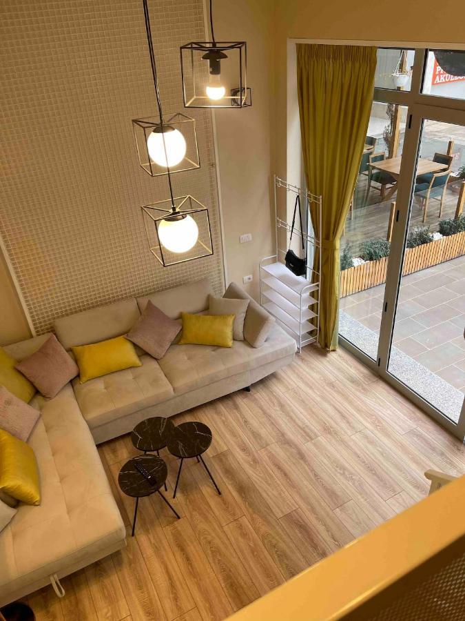 Lovely Apartment In Pogradec City With A Lake View Экстерьер фото