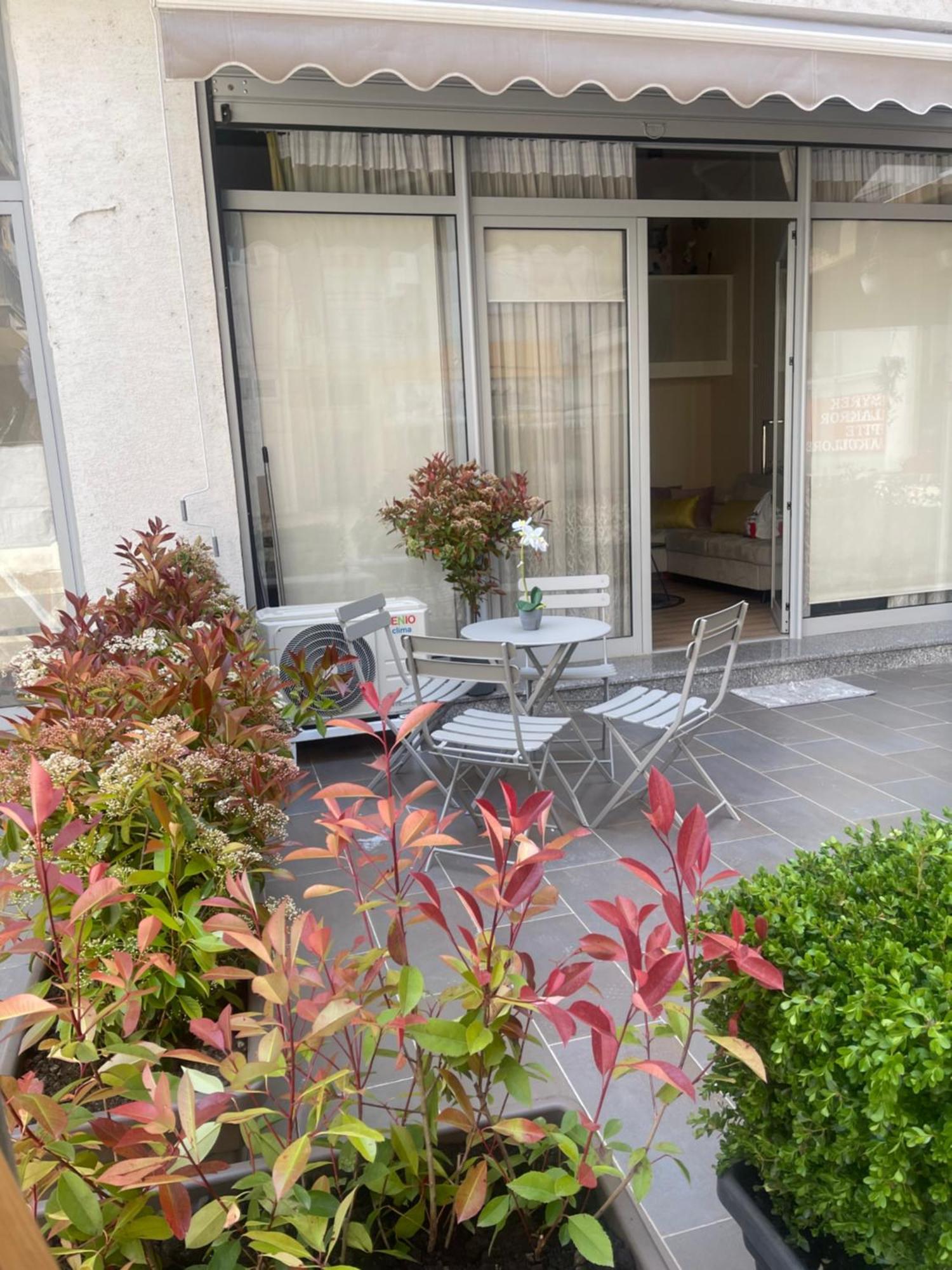 Lovely Apartment In Pogradec City With A Lake View Экстерьер фото